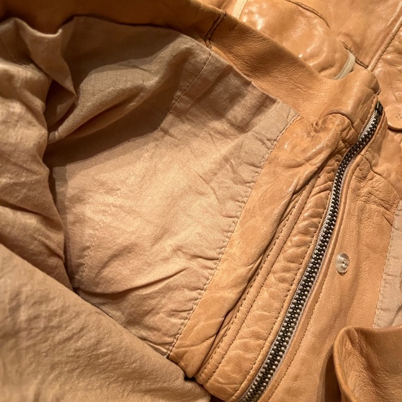 Sold. RARE GAP LEATHER Mod Jacket fully Lined. Gold Women’s Sz XS Buttery Soft. - Picture 13 of 16